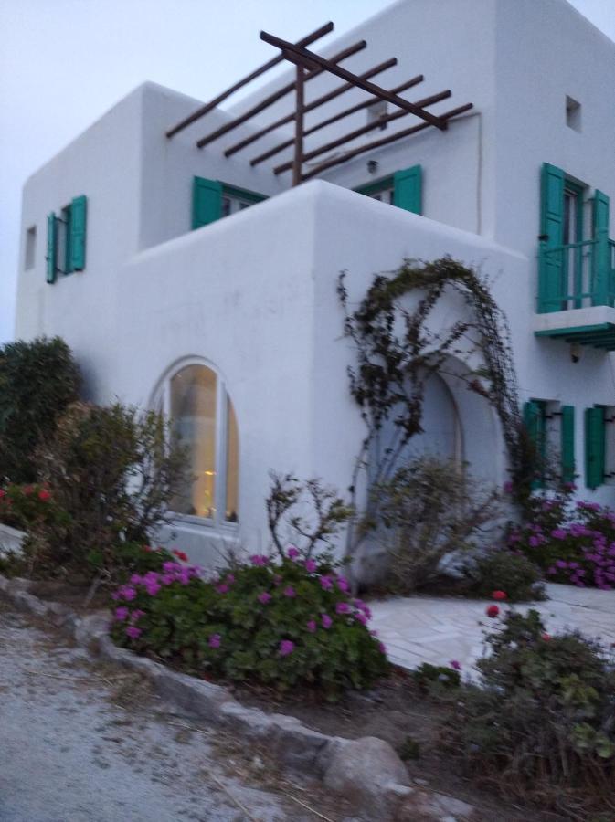 Diles Complex Apartment Орнос Екстериор снимка